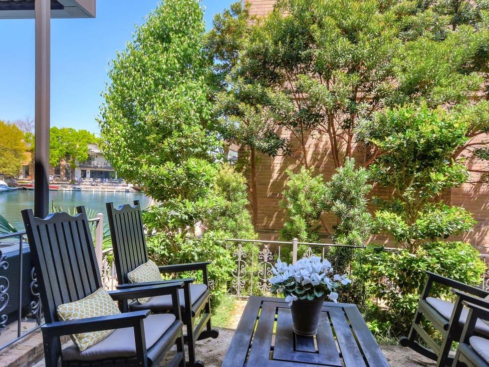 Austin_2433 Westlake Drive