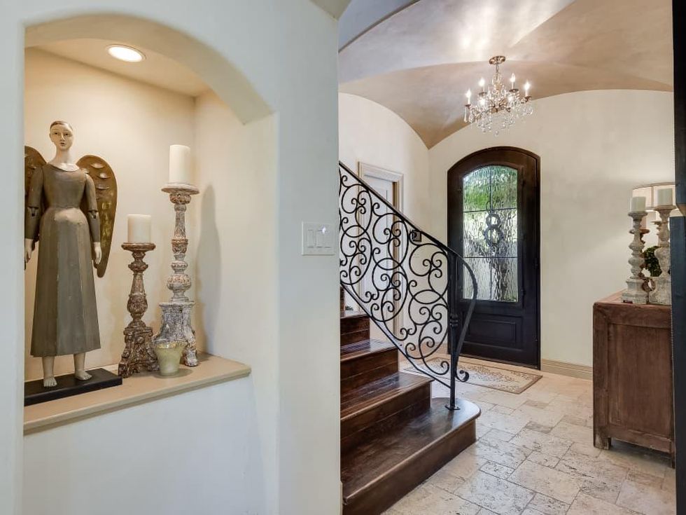 Austin_2433 Westlake Drive