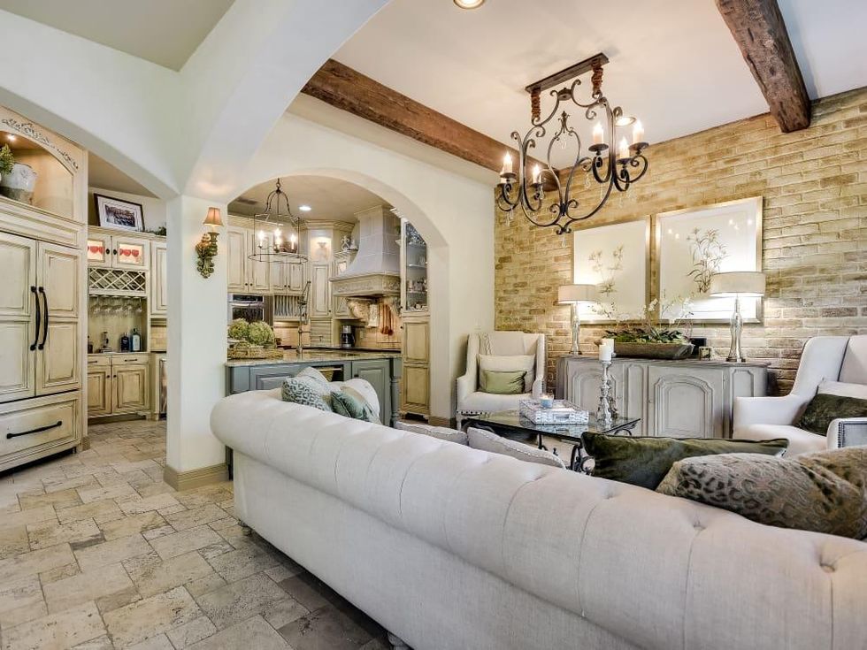 Austin_2433 Westlake Drive