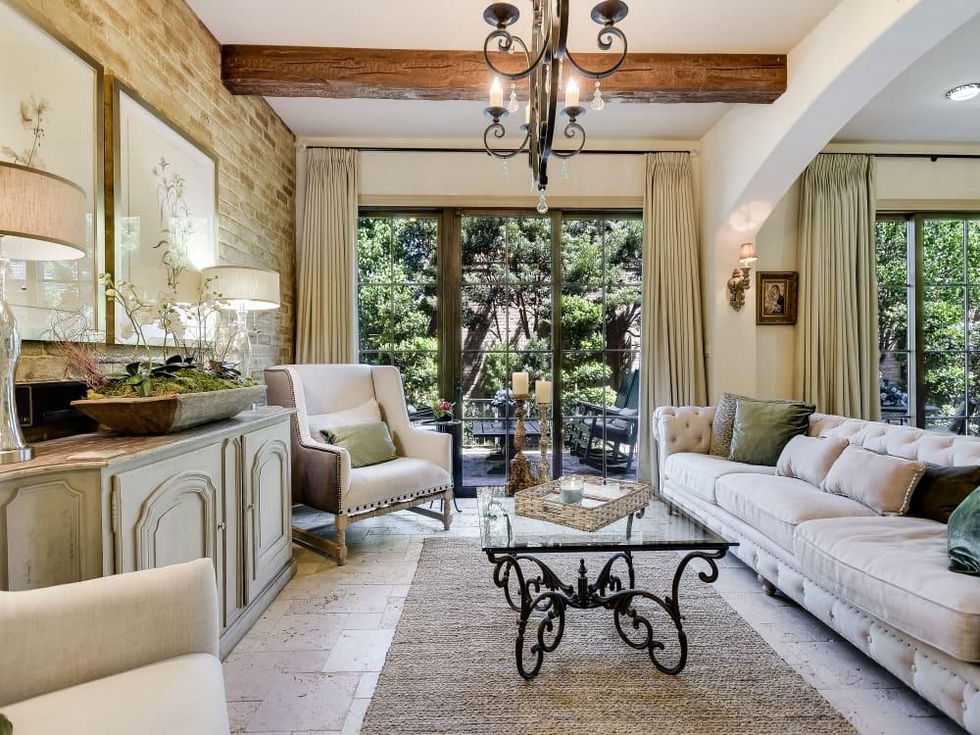 Austin_2433 Westlake Drive