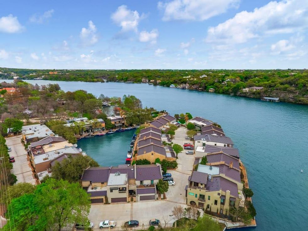 Austin_2433 Westlake Drive