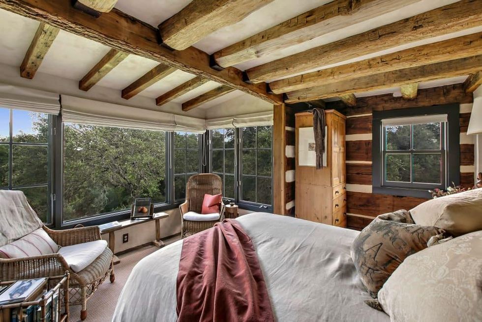 Austin_2930 Travis Lakeside