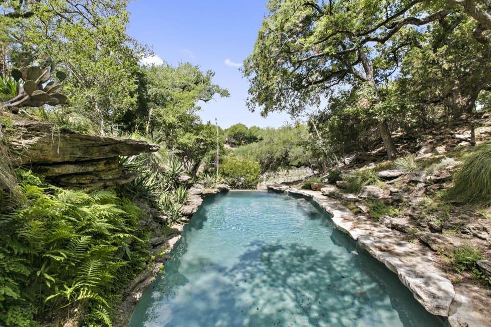 Austin_2930 Travis Lakeside