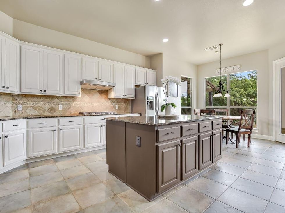 Austin_44313 Bal Falcon