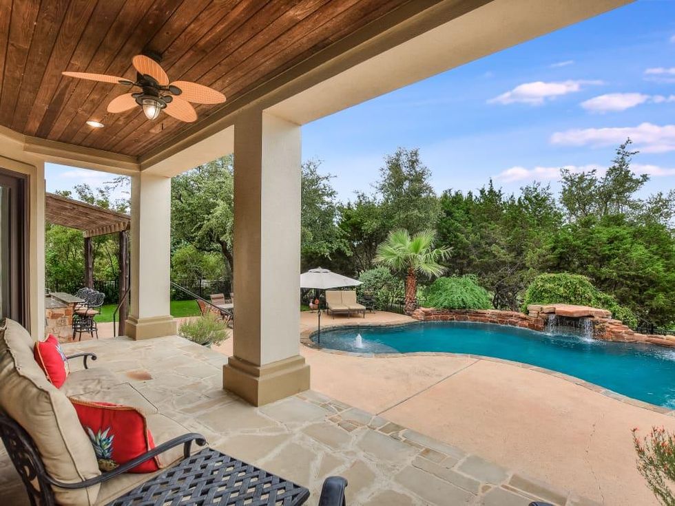 Austin_44313 Bal Falcon