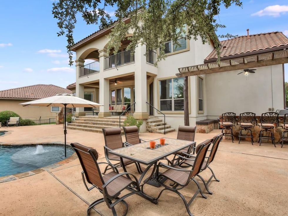 Austin_44313 Bal Falcon