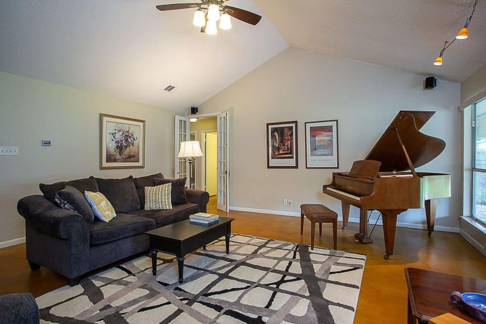 Austin_7408 Sherwood