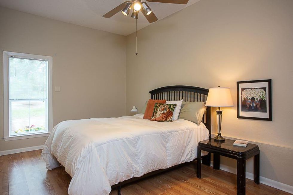 Austin_7408 Sherwood