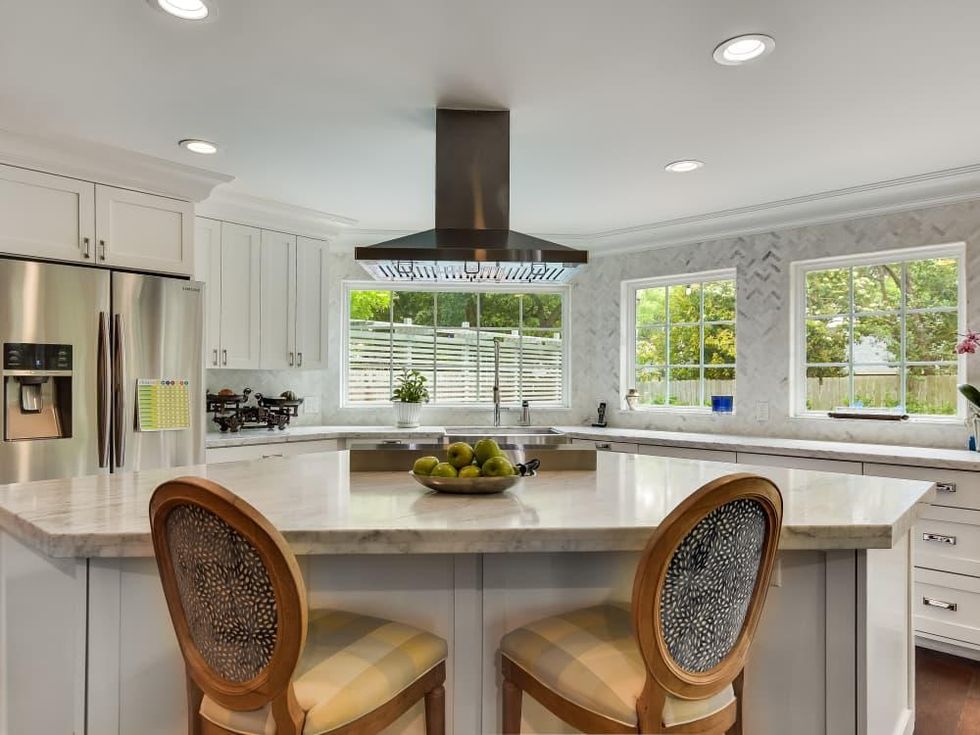 Austin_8811 Point West