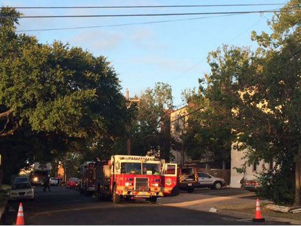 Austin campus area apartment fire