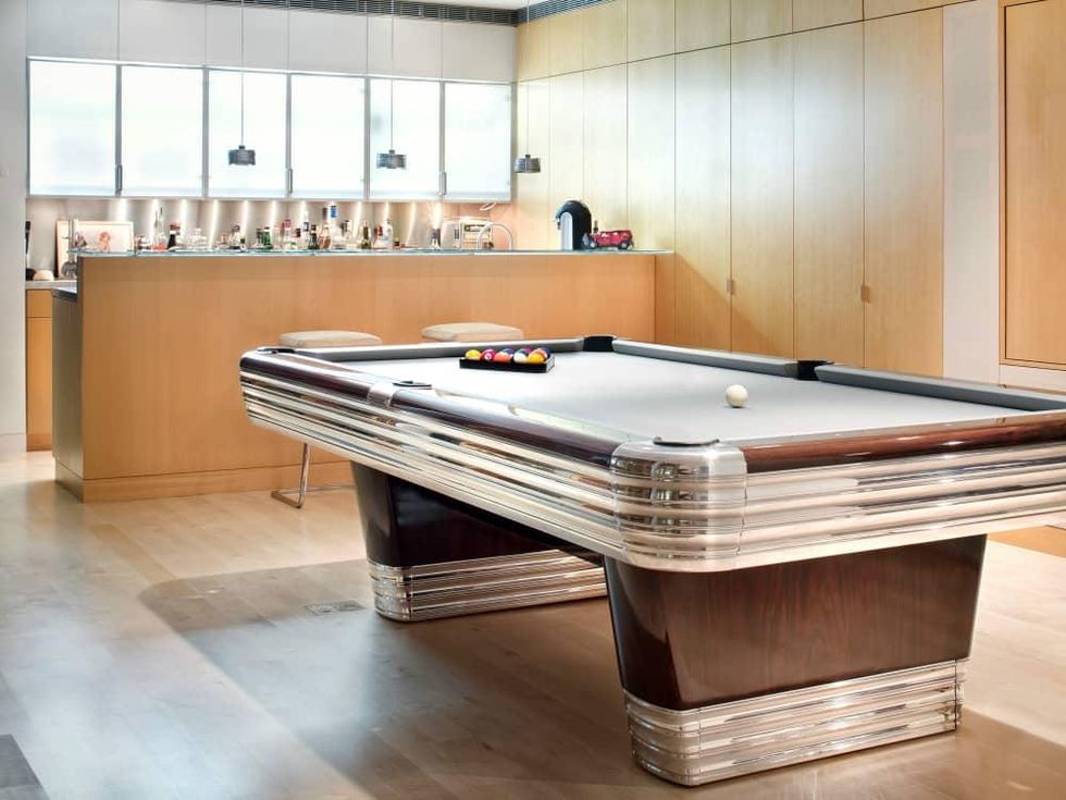 Austin home Floating Box House 900 Live Oak Circle West Lake Hills 78746 April 2016 bar pool table billiards room