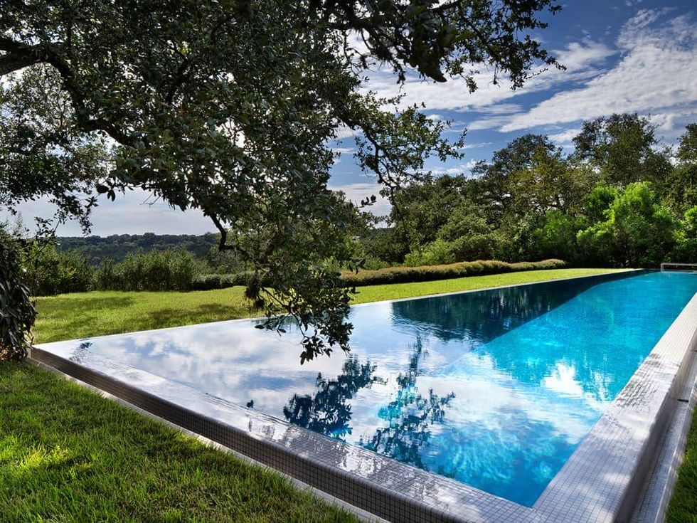 Austin home Floating Box House 900 Live Oak Circle West Lake Hills 78746 April 2016 pool