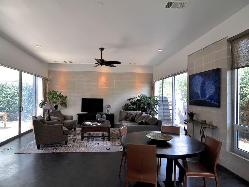 Austin home house 1011 E. 15th St. 78702 2015 living room