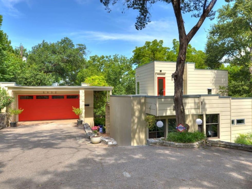 Austin home house 5932 Highland Hills Dr 78731 exterior front