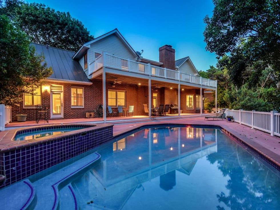 Austin house_109 Wood Trail