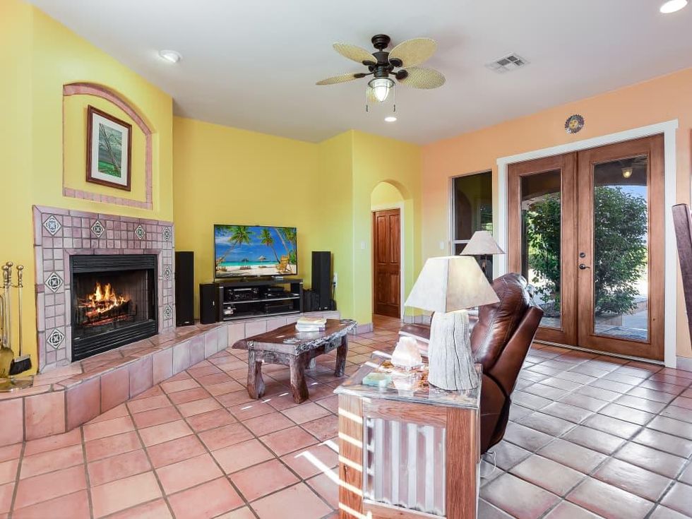 Austin house_12625 Fitzhugh Rd