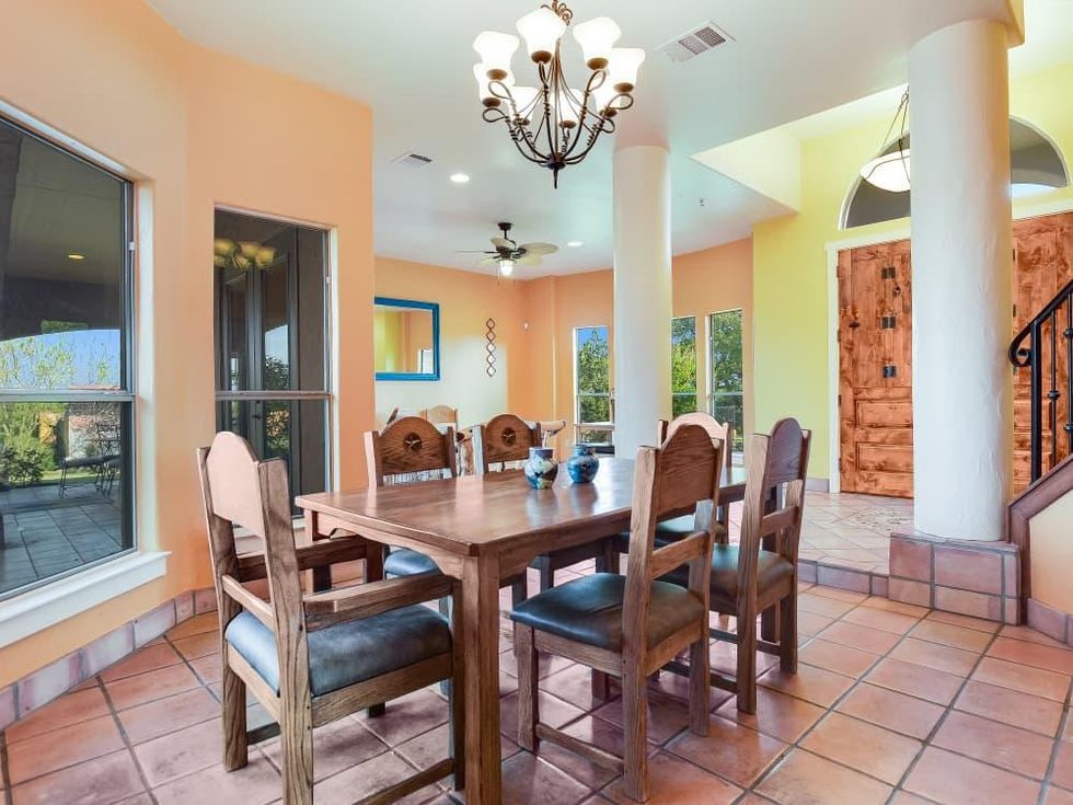 Austin house_12625 Fitzhugh Rd