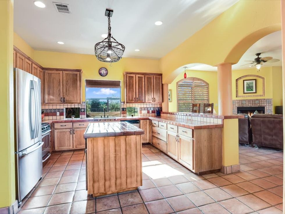 Austin house_12625 Fitzhugh Rd