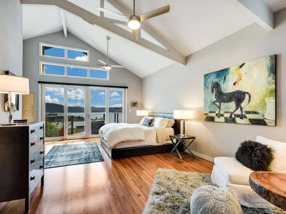 Austin house_14013 Lake View