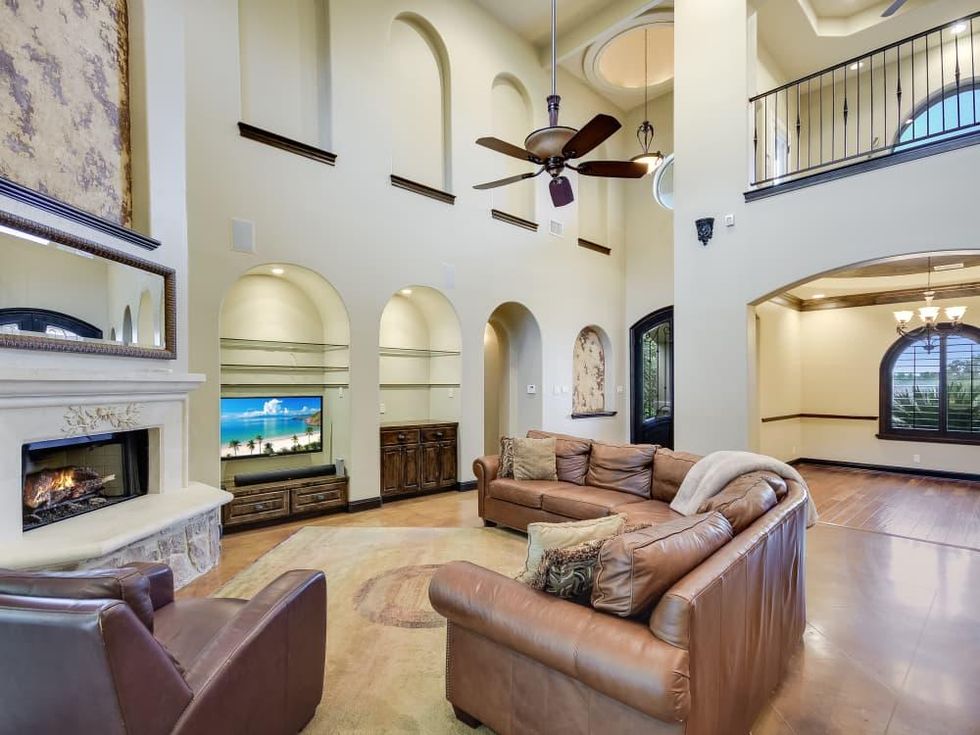 Austin house_1610 Lakeway Blvd.