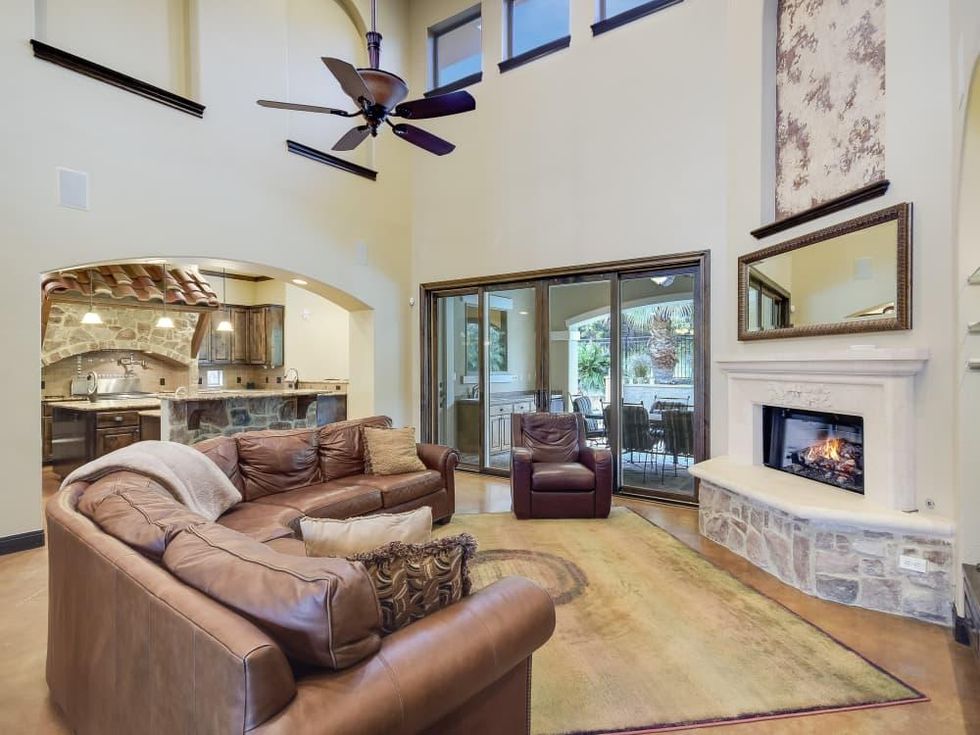 Austin house_1610 Lakeway Blvd.