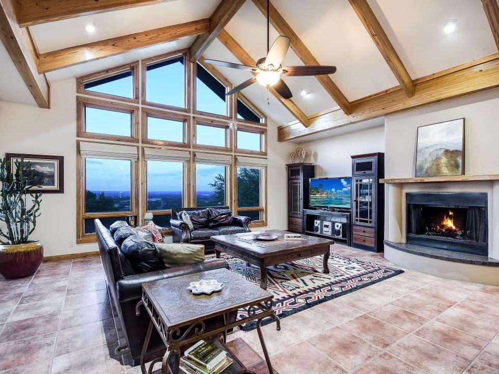 Austin house_17209 Majestic Ridge