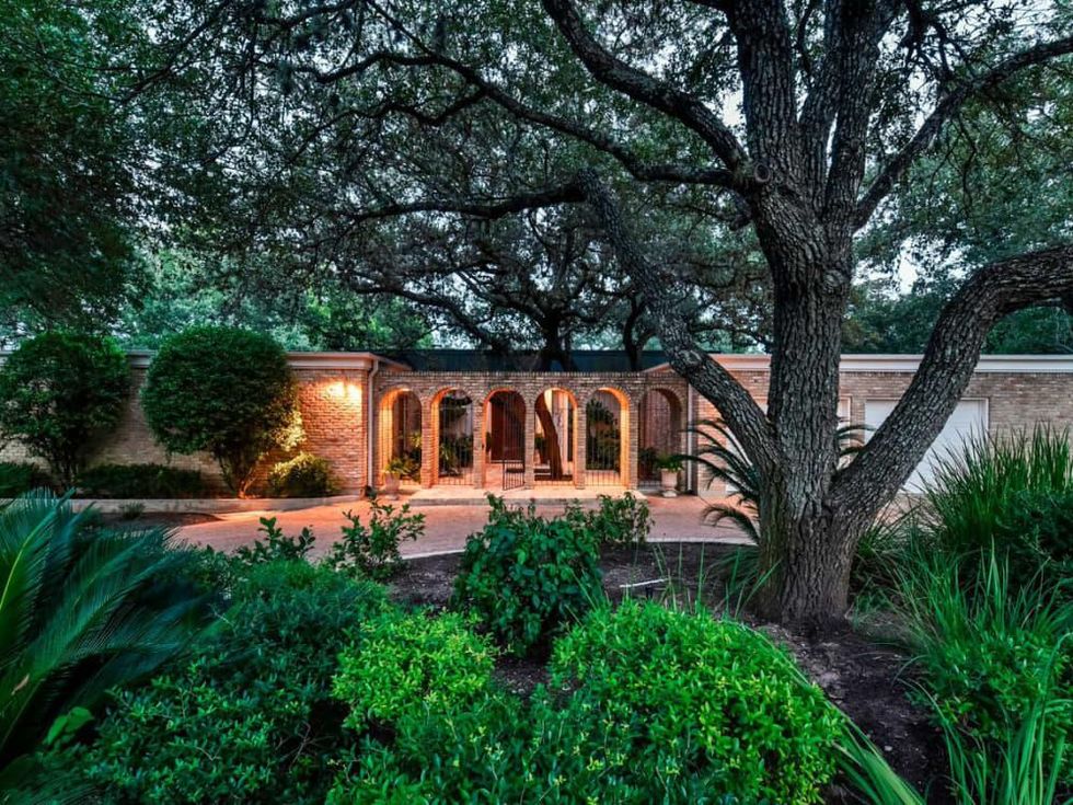 Austin house_2305 Camino Alto.