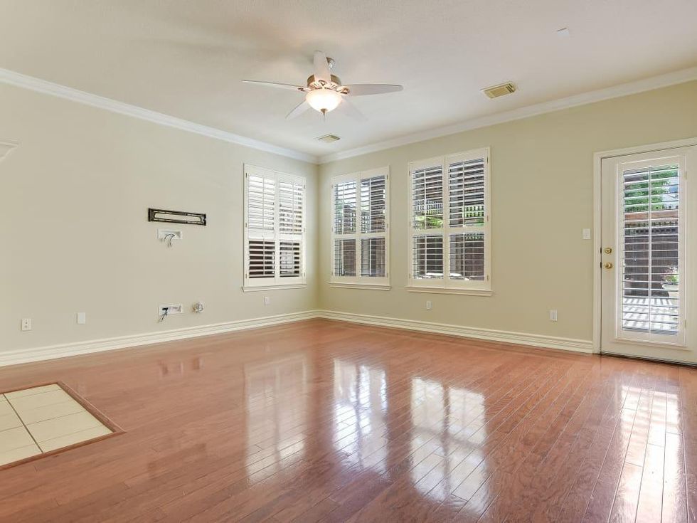 Austin house_2610 Kinney Oaks