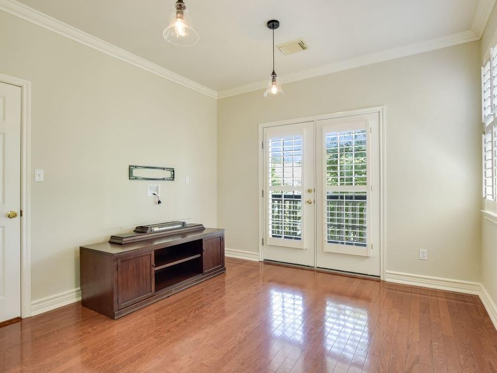 Austin house_2610 Kinney Oaks