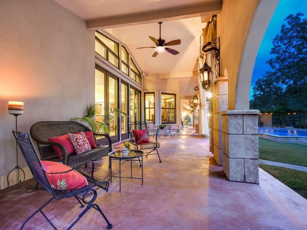 Austin house_2901 Old Stage Coach