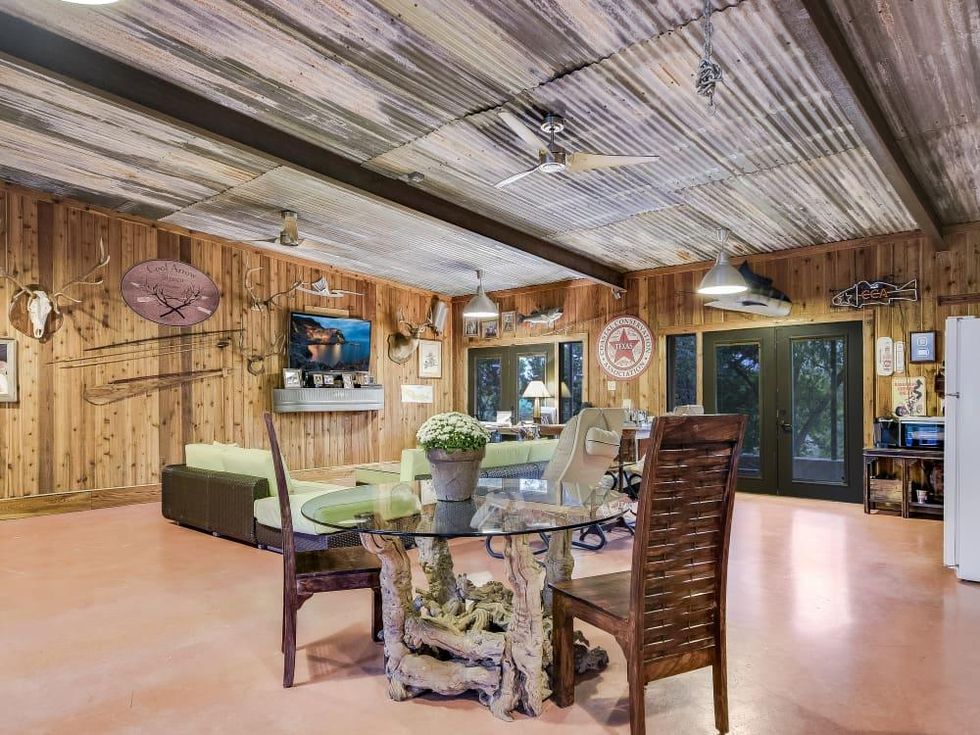 Austin house_2901 Old Stage Coach