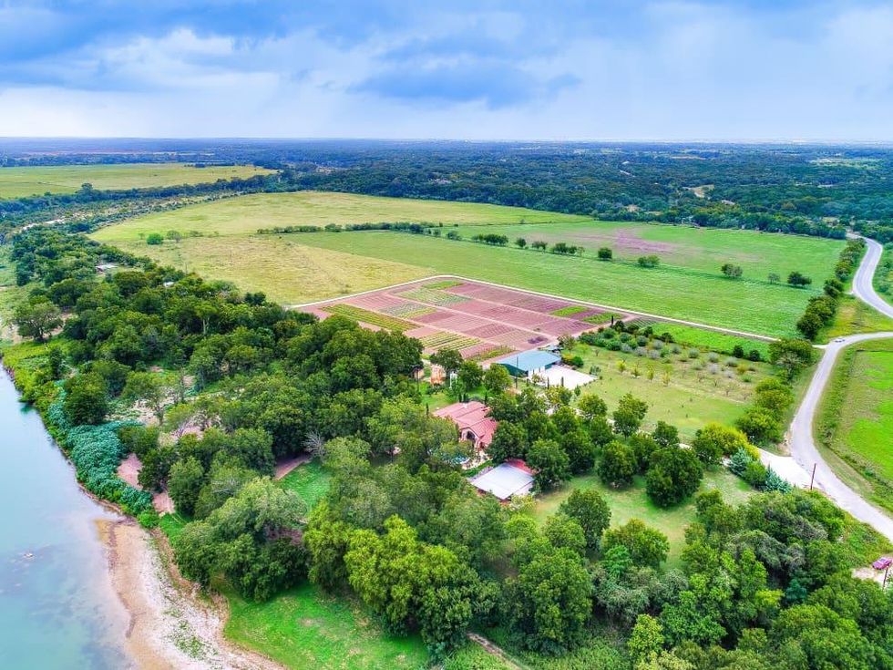 Austin house_2901 Old Stage Coach