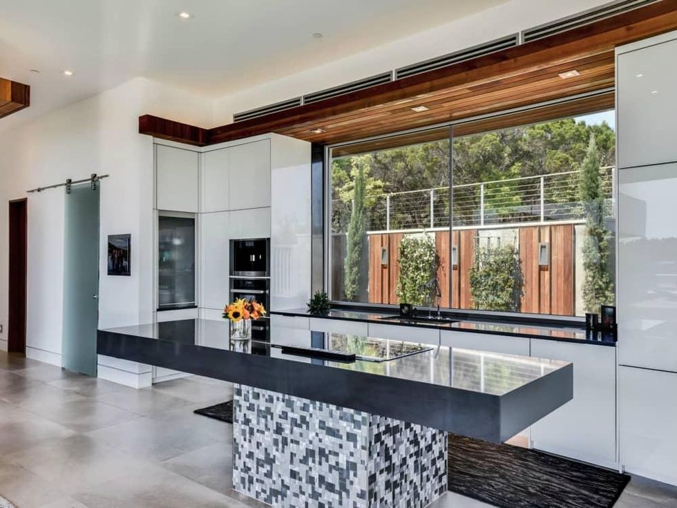 Austin house_303 Cedar Oak