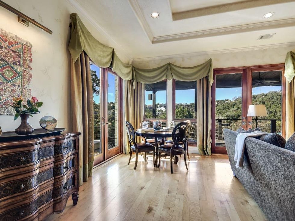 Austin house_4326 Palladio