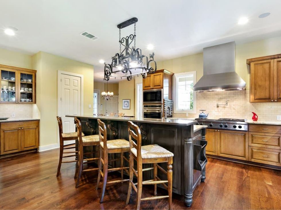 Austin house_4902 Ridge Oak