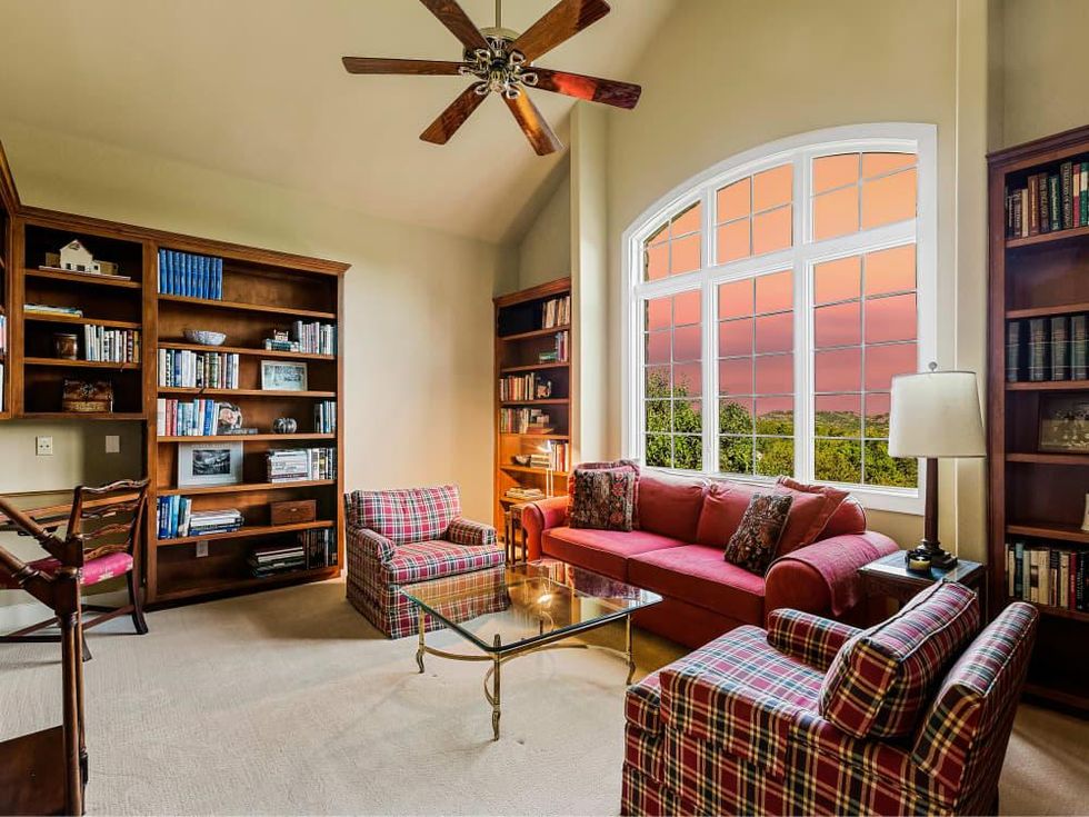 Austin house_4902 Ridge Oak