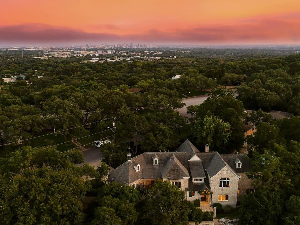 Austin house_4902 Ridge Oak