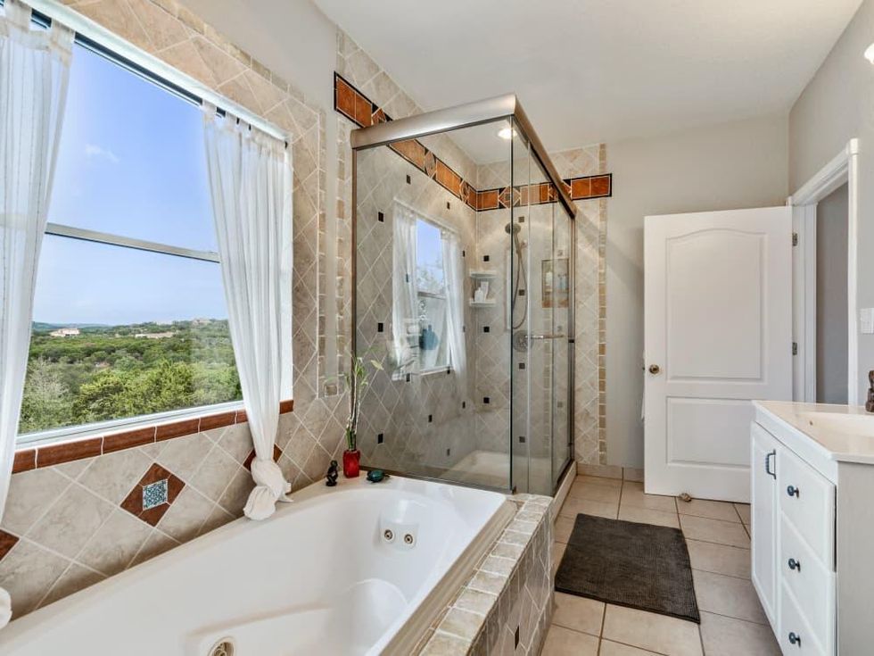 Austin house_8108 Beauregard