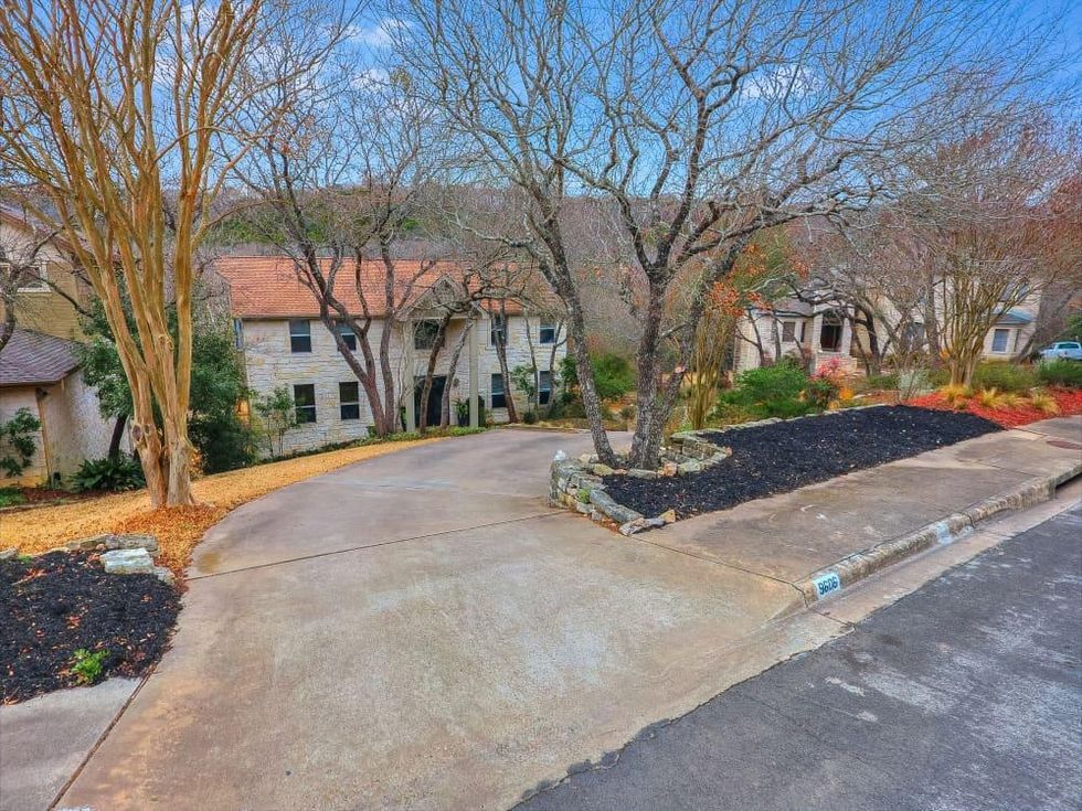 Austin house_9606 Bitternut