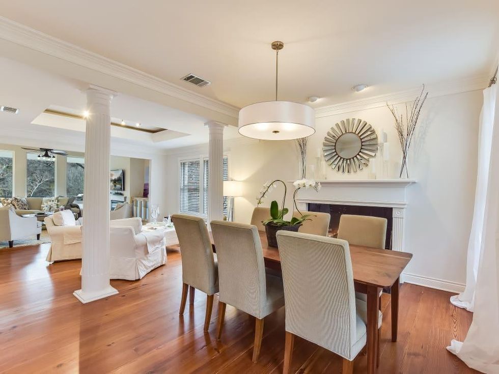 Austin house_9606 Bitternut