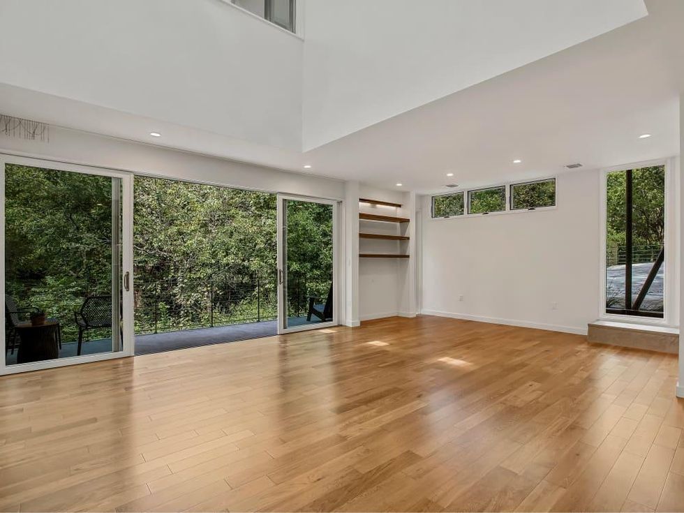 Austin house_Creekside Oaks Condos