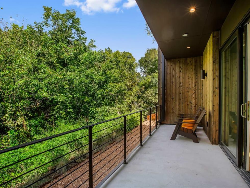 Austin house_Creekside Oaks Condos