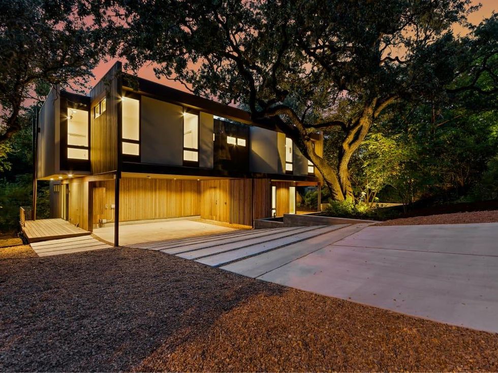 Austin house_Creekside Oaks Condos