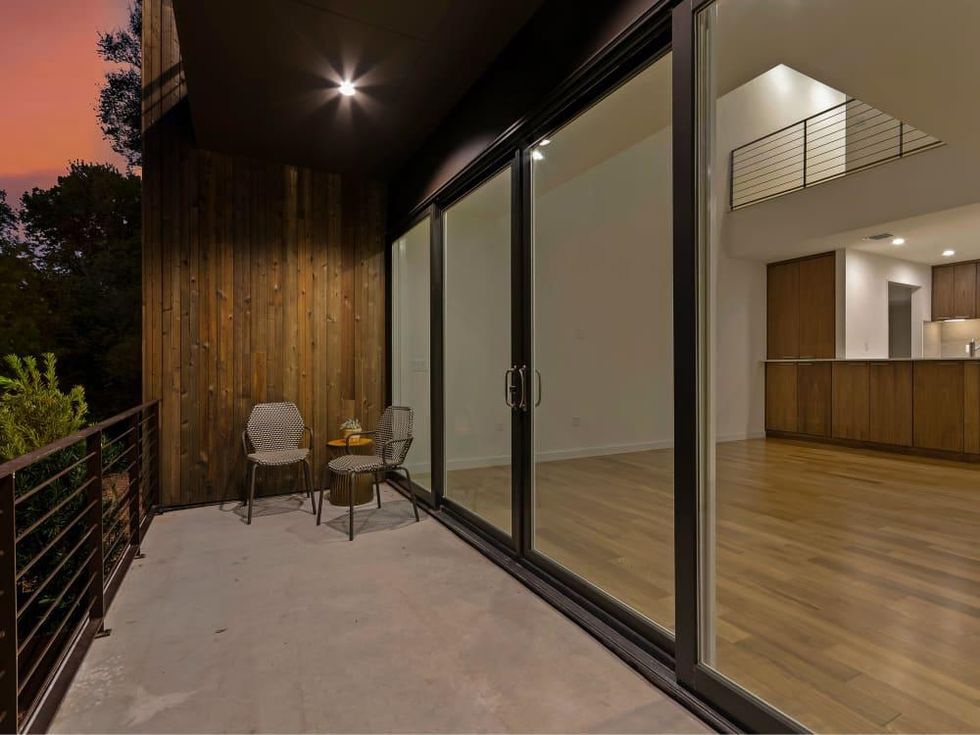 Austin house_Creekside Oaks Condos