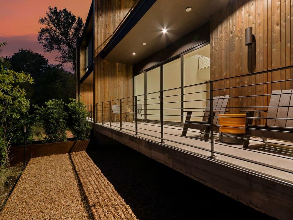 Austin house_Creekside Oaks Condos