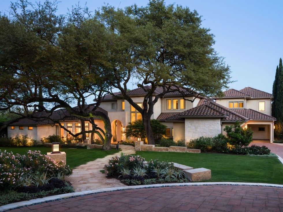 Austin house home 101 Pascal Lane Weslake Rob Roy neighborhood front exterior