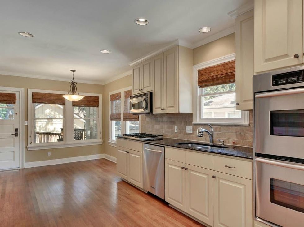 Austin house home 2104 Elton Lane Tarrytown 78703 kitchen