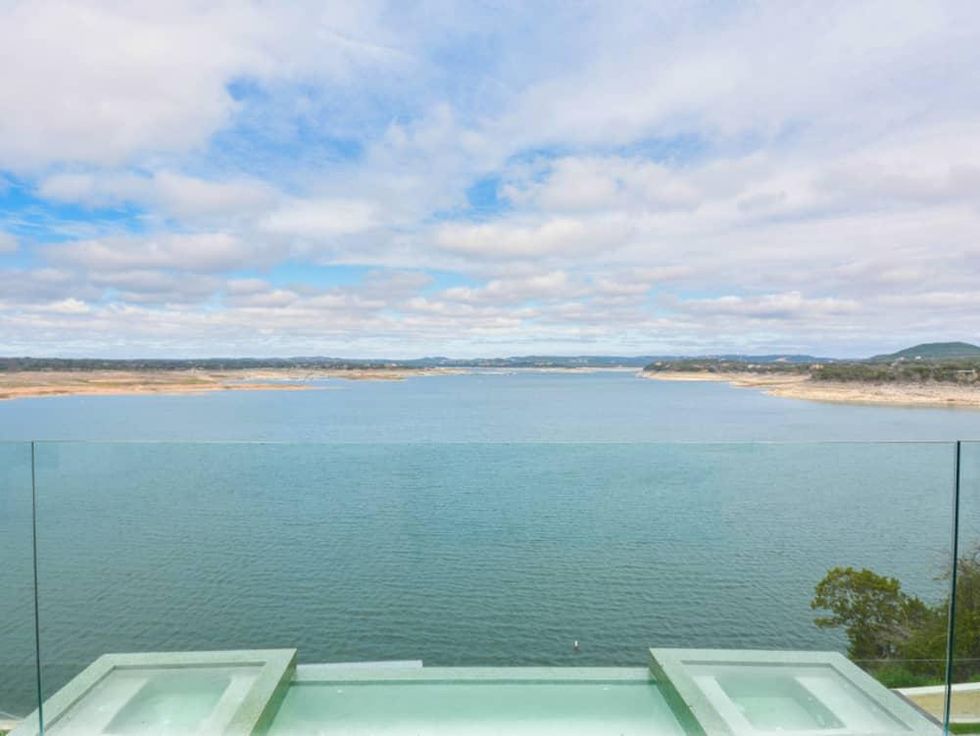 Austin house home Acqua Villa Winn Wittman Lake Travis 14515 Ridgetop Terrace 78732 back view