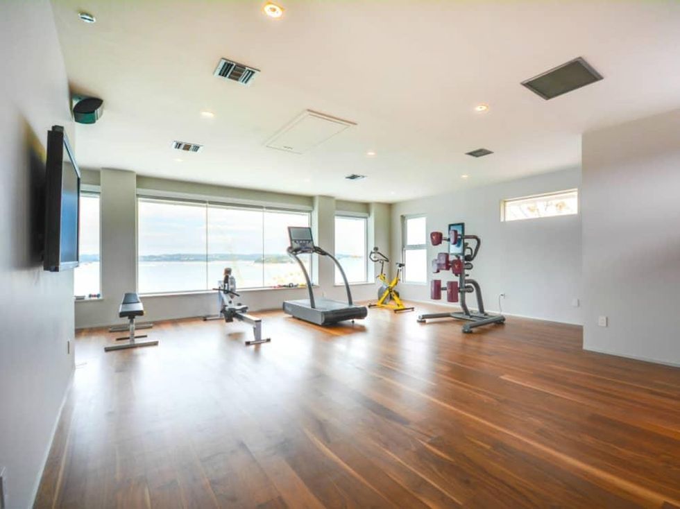 Austin house home Acqua Villa Winn Wittman Lake Travis 14515 Ridgetop Terrace 78732 exercise room