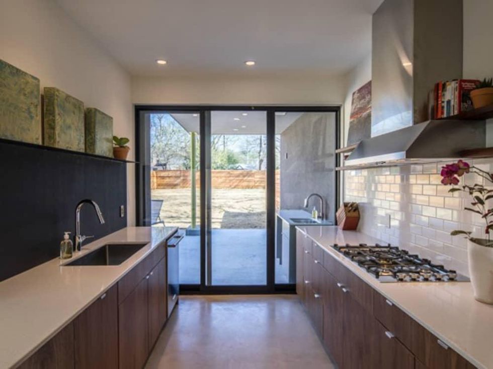 Austin house home dulplex 3305 Garden Villa Lane 78704 March 2016 kitchen